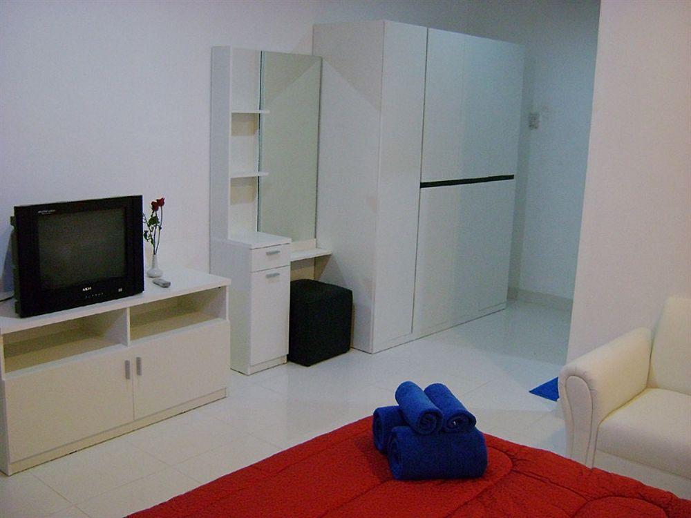 Peter Pan Resort Patong Exterior foto