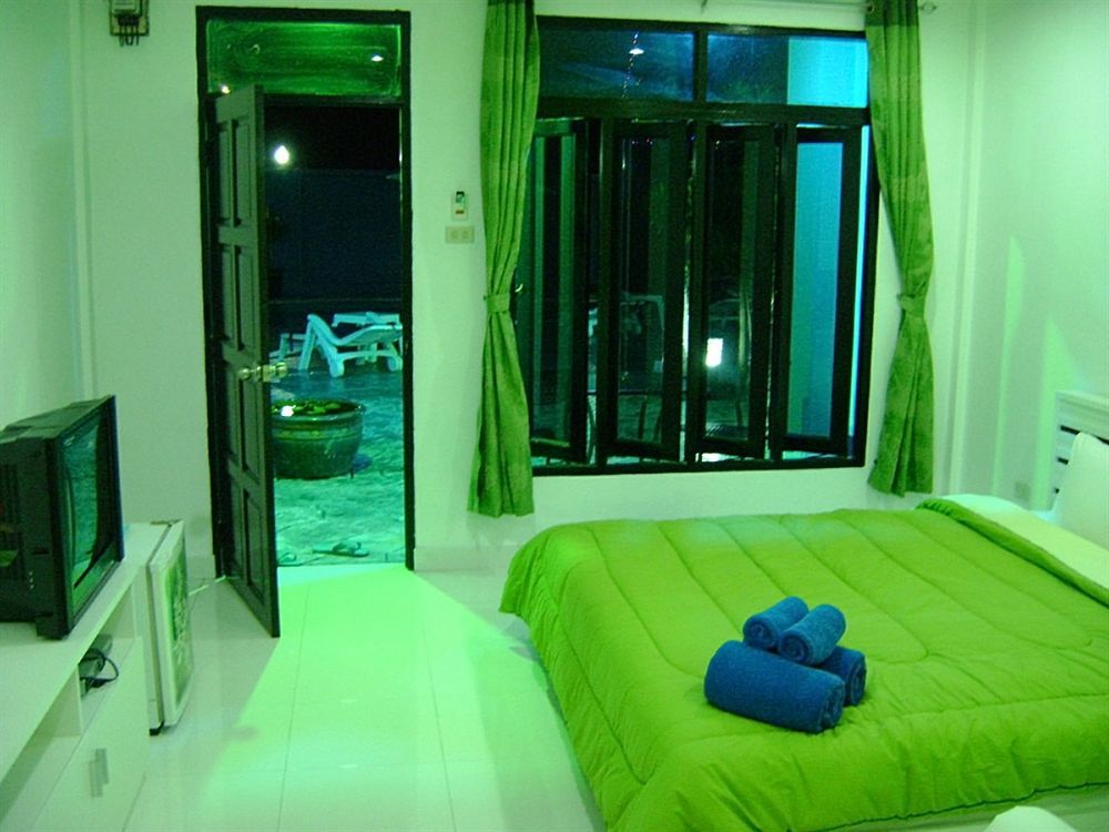 Peter Pan Resort Patong Exterior foto